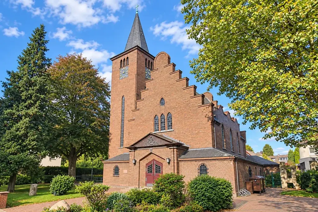 Ratingen Hösel Adolf-Clarenbach-Kirche