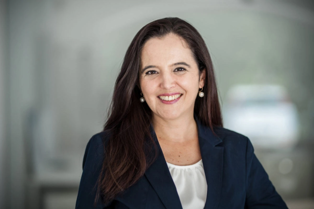 Montserrat Cernuda, Vertrieb von Wohn- und Gewerbeimmobilien bei Hirschmann Immobilien